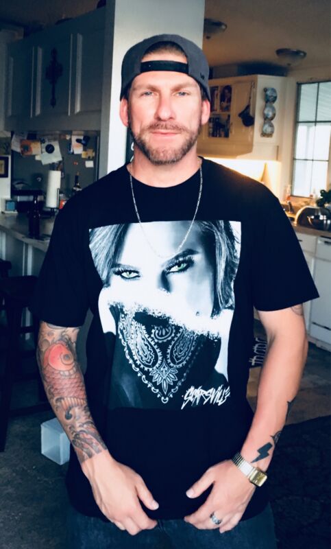 IMG_5930.JPG Thumbnail